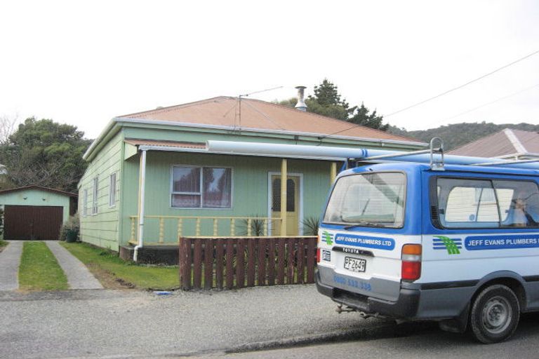 Photo of property in 83 Bright Street, Cobden, Greymouth, 7802