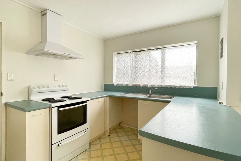 Photo of property in 2/3 Elmwood Place, Manurewa, Auckland, 2102