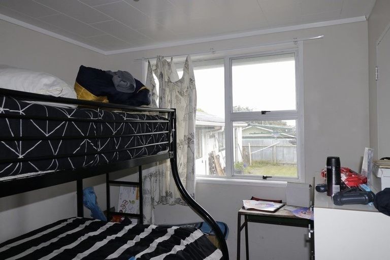 Photo of property in 25 Cross Street, Castlecliff, Whanganui, 4501