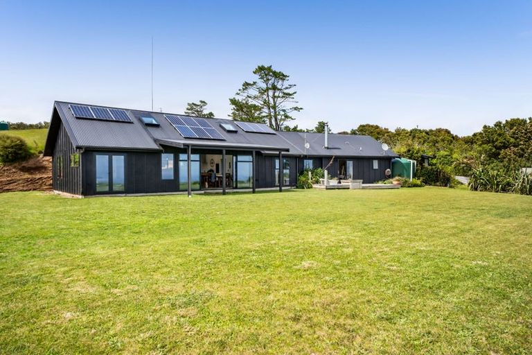 Photo of property in 749 Upper Pitone Road, Pitone, New Plymouth, 4374