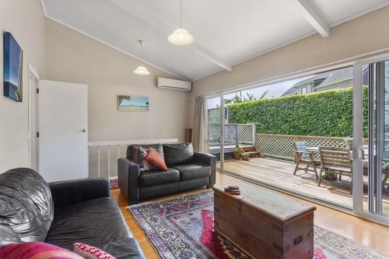 Photo of property in 30a Hart Road, Hauraki, Auckland, 0622