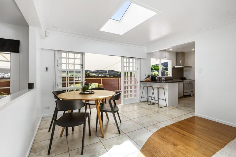 Photo of property in 80 Park Hill Road, Birkenhead, Auckland, 0626