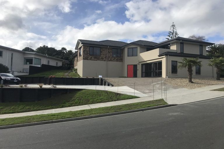 Photo of property in 11 Palm Grove Drive, Western Heights, Hamilton, 3200