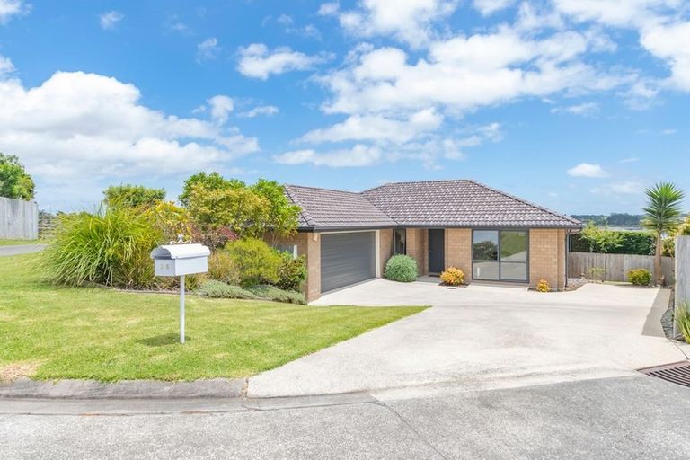 Photo of property in 26 Tokerau Crescent, Pukekohe, 2120