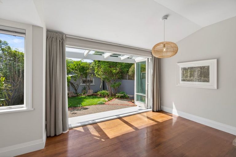 Photo of property in 11 Shelbourne Street, Nelson, 7010