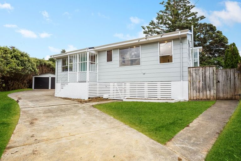 Photo of property in 4 Taupiri Crescent, Titahi Bay, Porirua, 5022