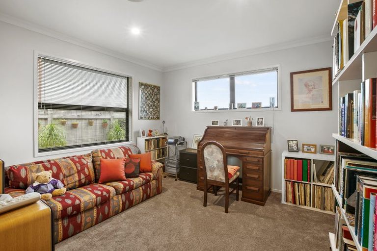 Photo of property in 44 Rewi Street, Torbay, Auckland, 0630