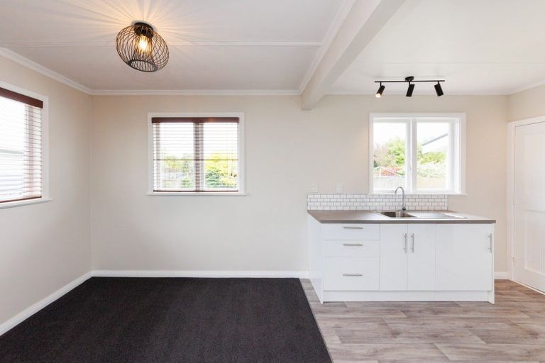 Photo of property in 226 Tremaine Avenue, Highbury, Palmerston North, 4412