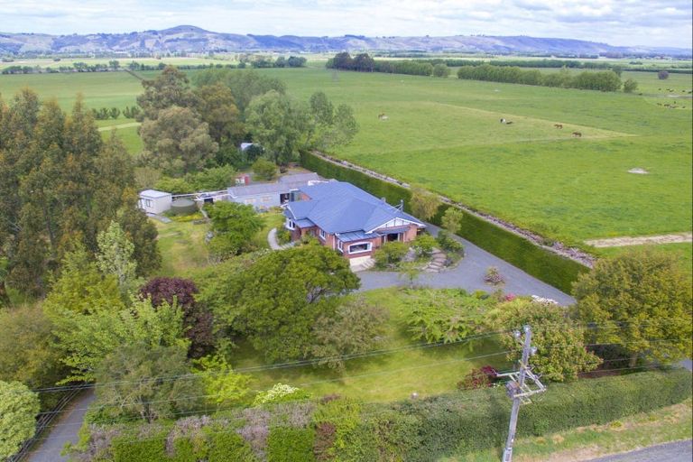 Photo of property in 407 Outram-mosgiel Road, North Taieri, Outram, 9073