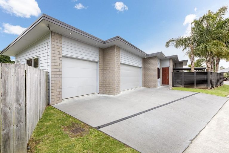 Photo of property in 111a Carlyle Street, Leamington, Cambridge, 3432