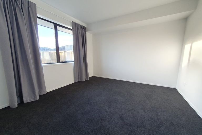 Photo of property in 6 Piwakawaka Lane, Pegasus, 7612