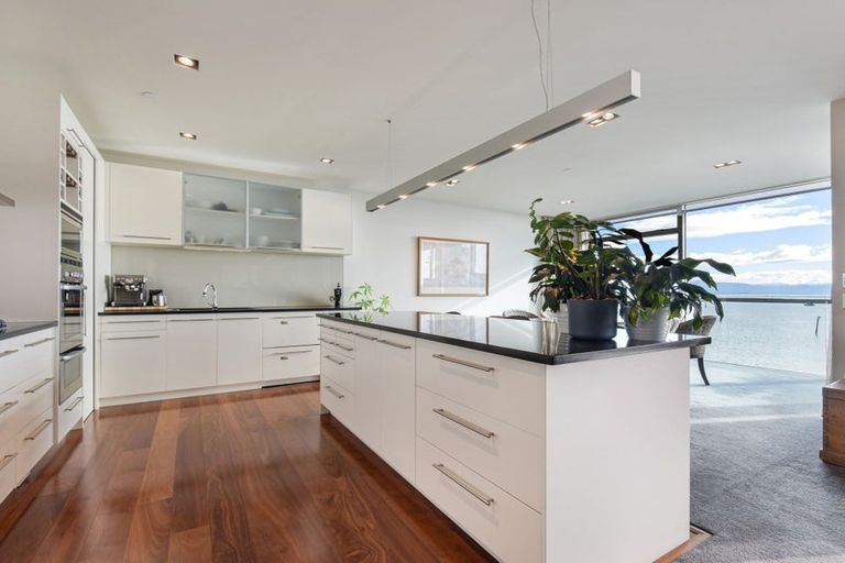 Photo of property in Quay Apartments, 106/283 Wakefield Quay, Stepneyville, Nelson, 7010