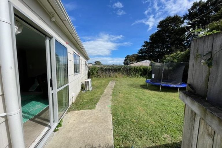 Photo of property in 16 Antalya Place, Manurewa, Auckland, 2102