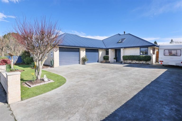 Photo of property in 22 Anne Street, Tinwald, Ashburton, 7700