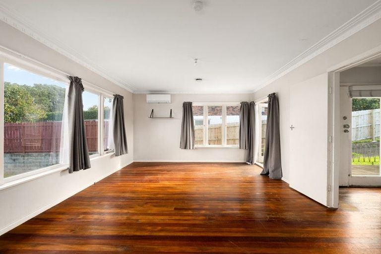 Photo of property in 31 Prangley Avenue, Mangere, Auckland, 2022