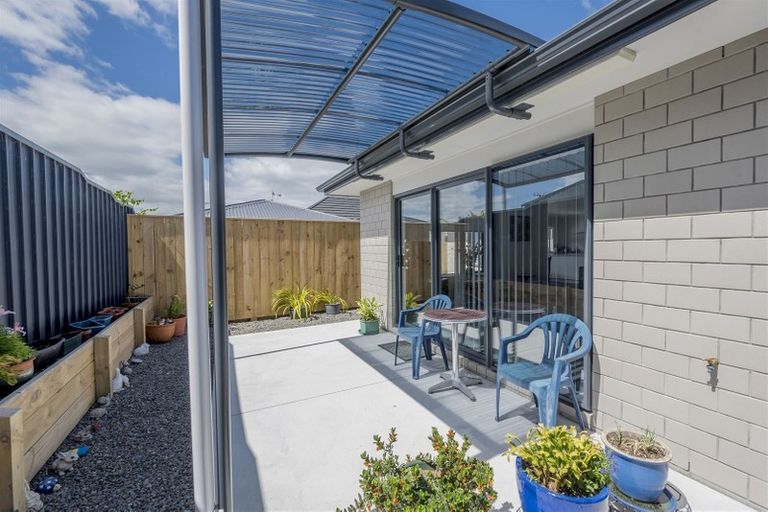 Photo of property in 69a Trafalgar Street, Levin, 5510