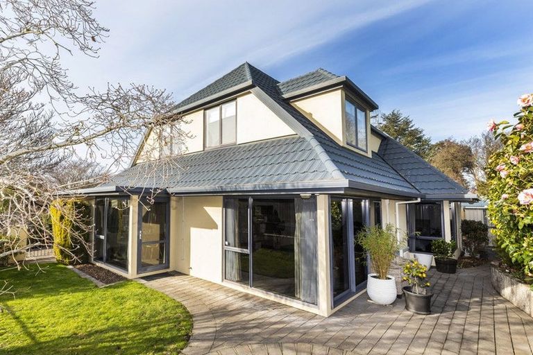 Photo of property in 1a Delph Street, Avonhead, Christchurch, 8042