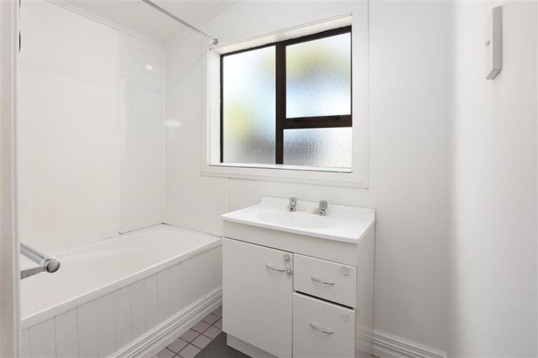 Photo of property in 25 Jackson Street, Saint Kilda, Dunedin, 9012