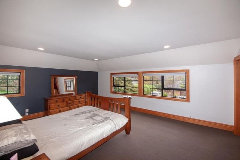 Photo of property in 12 Halswater Drive, Churton Park, Wellington, 6037