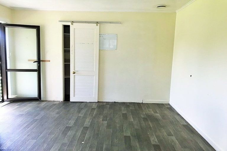 Photo of property in 23 Smiths Avenue, Papakura, 2110