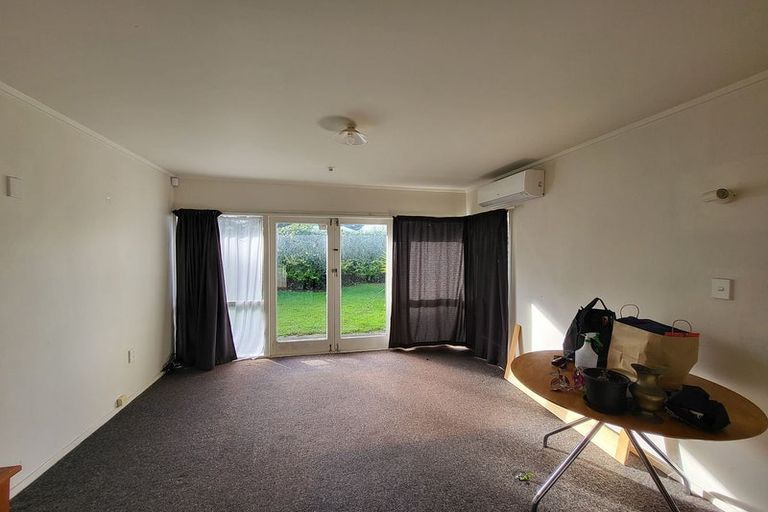 Photo of property in 42 Mcannalley Street, Manurewa East, Auckland, 2102