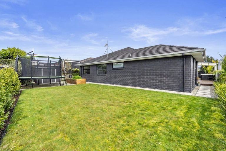 Photo of property in 3 Floyd Road, Riverhead, 0820