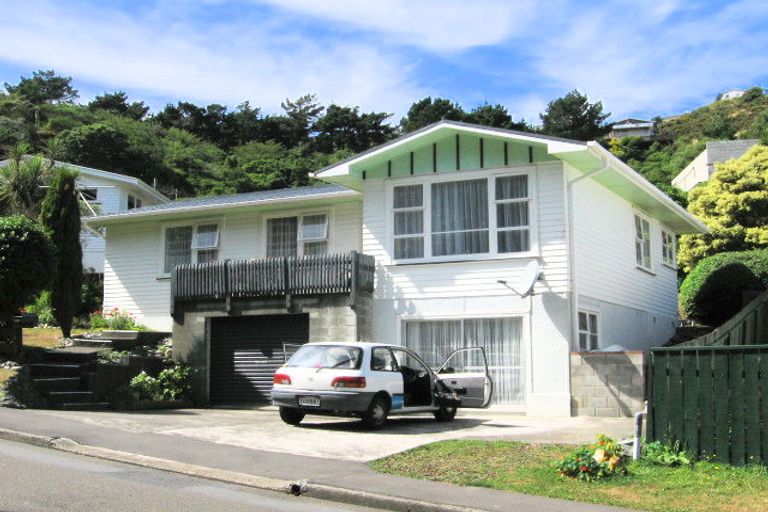 Photo of property in 46 Melrose Road, Island Bay, Wellington, 6023