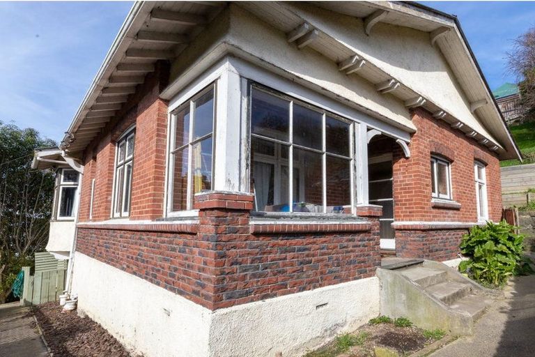 Photo of property in 72 Glen Road, The Glen, Dunedin, 9011