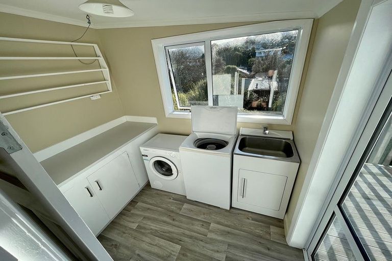 Photo of property in 72 Kaikorai Valley Road, Kaikorai, Dunedin, 9010