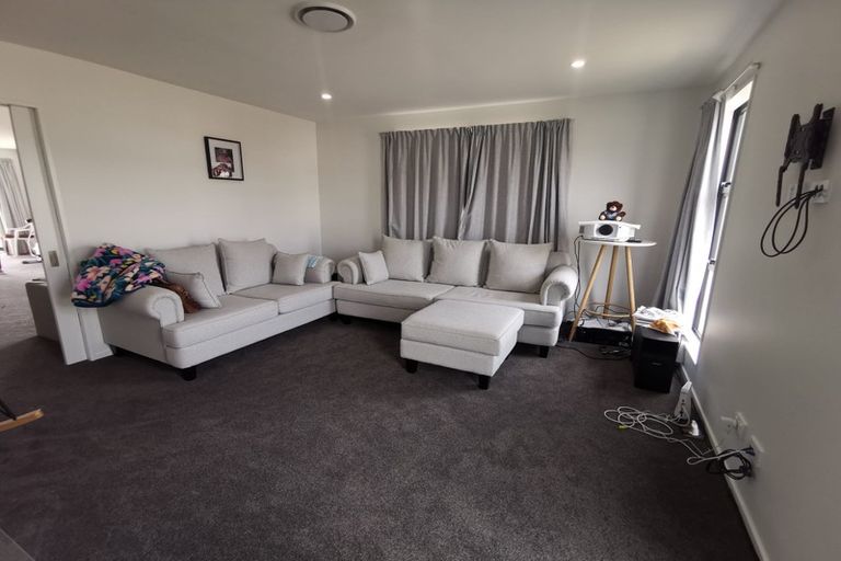 Photo of property in 14 Forge Close, Halswell, Christchurch, 8025