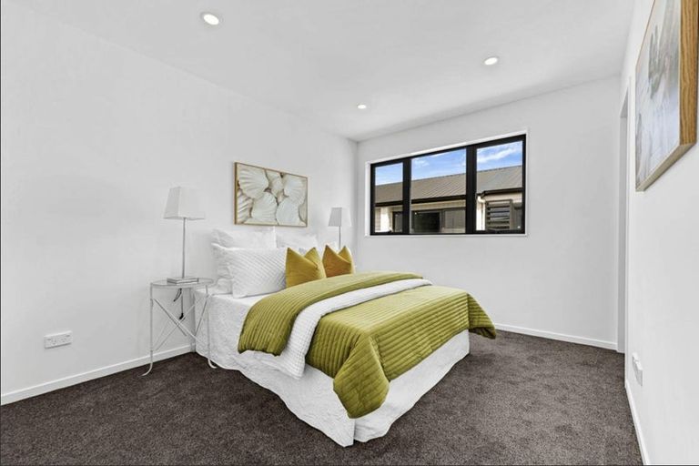 Photo of property in 1/6 Pah Road, Papatoetoe, Auckland, 2025