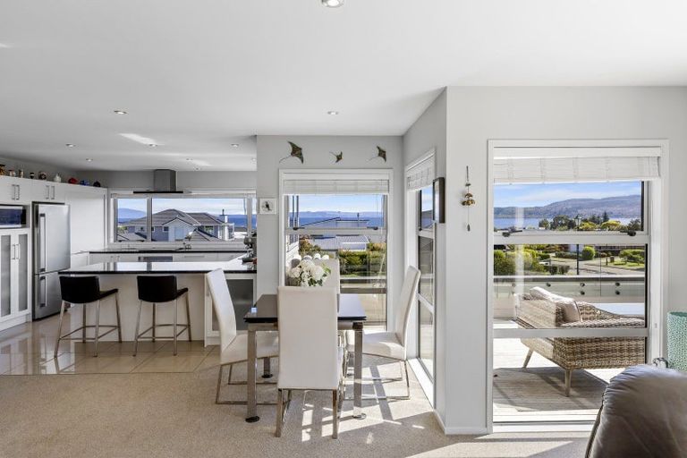 Photo of property in 26 Ernest Kemp Rise, Wharewaka, Taupo, 3330