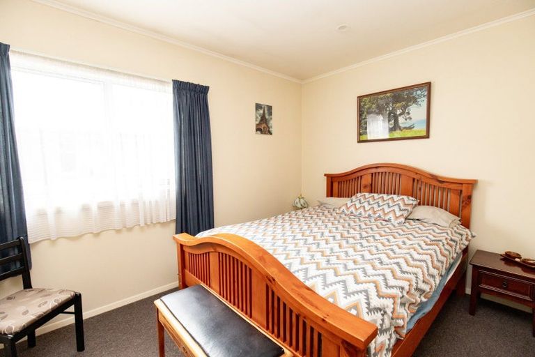 Photo of property in 16 Benner Drive, Ngatea, 3503