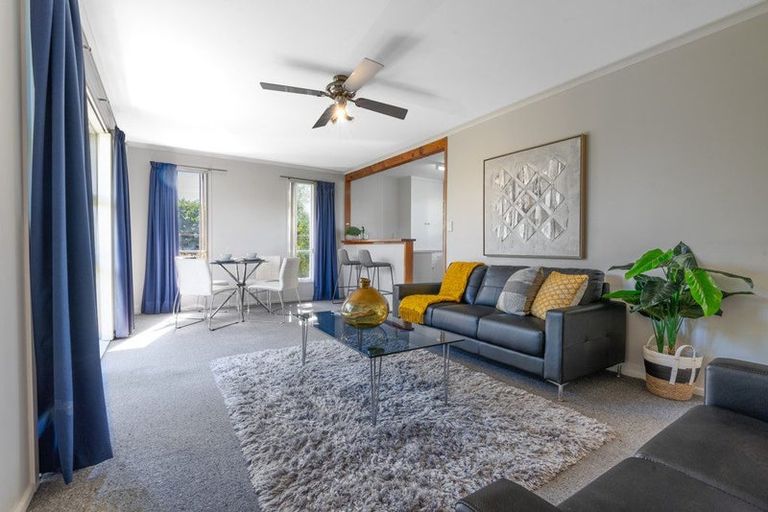 Photo of property in 2/55 Oakhampton Street, Hornby, Christchurch, 8042