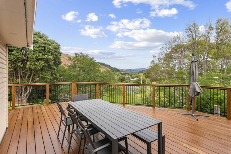 Photo of property in 56 Aorangi Road, Paraparaumu, 5032