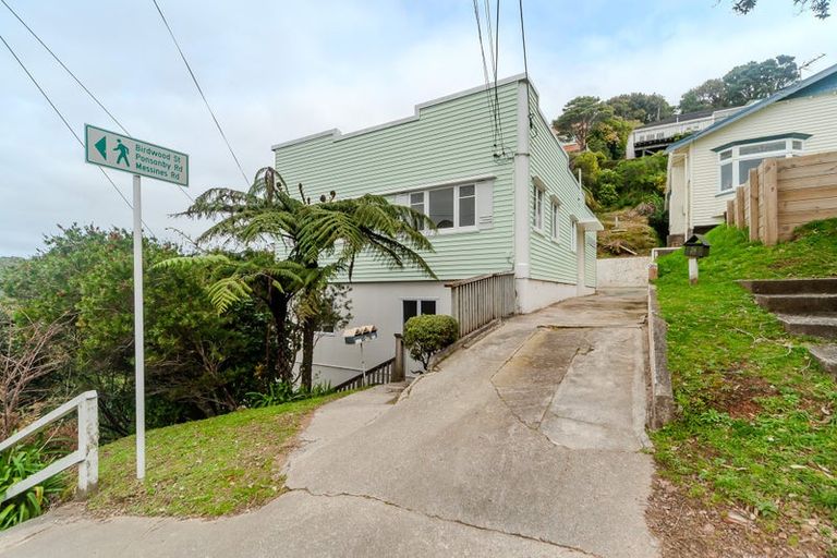 Photo of property in 30 Espin Crescent, Karori, Wellington, 6012