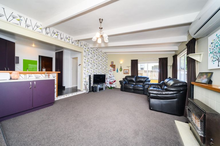 Photo of property in 24 Havill Street, Takaro, Palmerston North, 4410