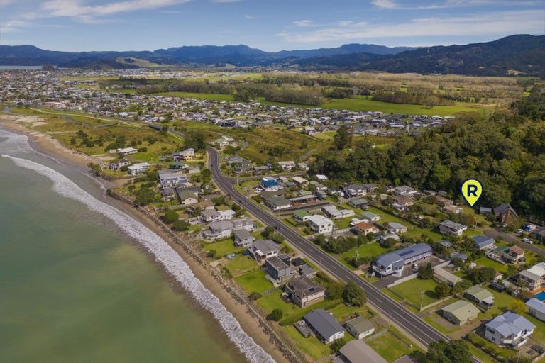 Photo of property in 8 Wai-iti Terrace, Whitianga, 3510