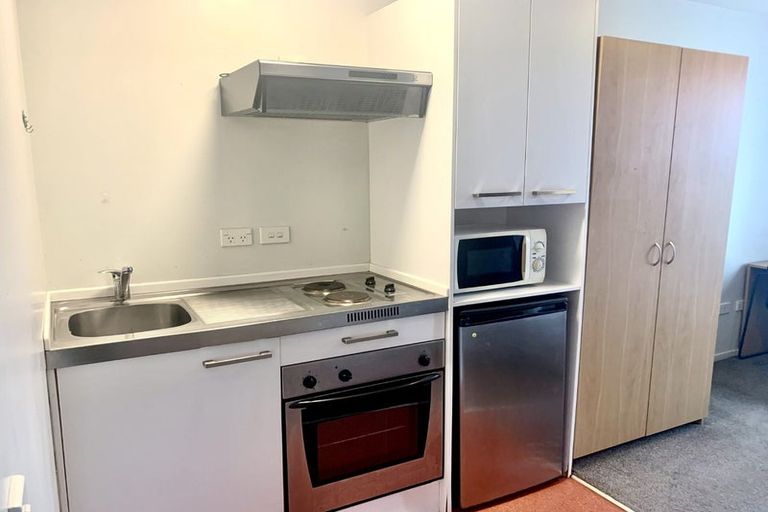 Photo of property in Orange Apartments/victoria Centr, 505/169 The Terrace, Wellington Central, Wellington, 6011