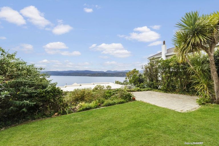 Photo of property in 75 Seatoun Heights Road, Seatoun, Wellington, 6022