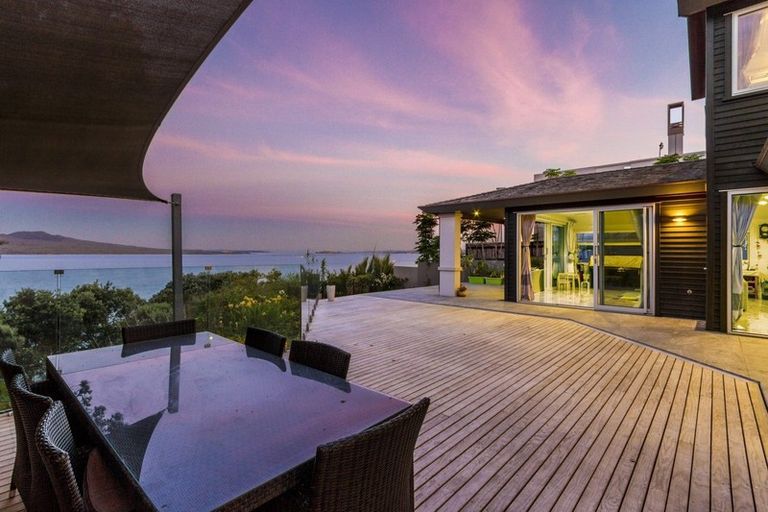 Photo of property in 2 Seacliffe Avenue, Belmont, Auckland, 0622