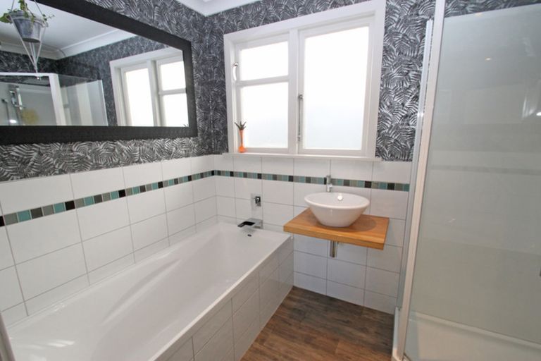 Photo of property in 17 Tweed Street, Kinmont Park, Mosgiel, 9024