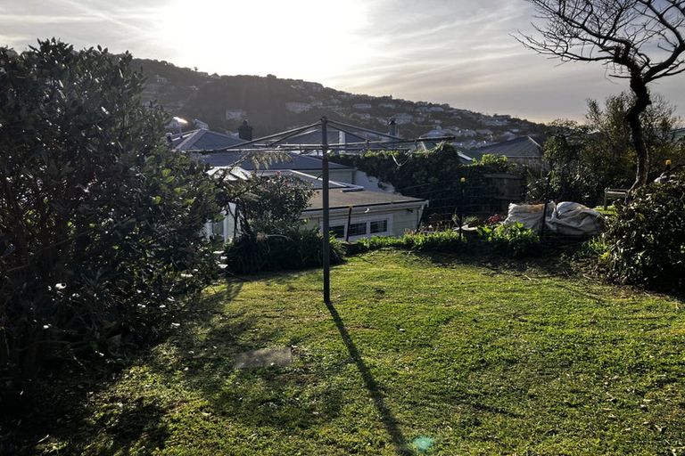 Photo of property in 49 Mckinley Crescent, Brooklyn, Wellington, 6021