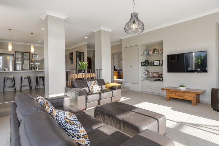 Photo of property in 124 Hamurana Road, Omokoroa, 3114