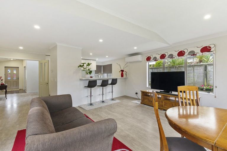 Photo of property in 86 Kentwood Drive, Woodridge, Wellington, 6037