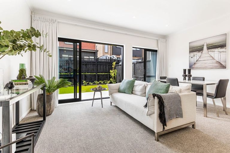 Photo of property in 11 Hiwi Rakau Rise, Westgate, Auckland, 0614