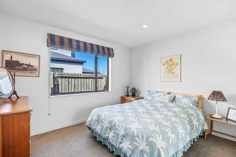 Photo of property in 21 Richard Seddon Drive, Northwood, Christchurch, 8051