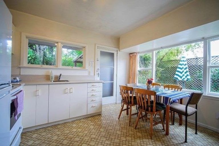 Photo of property in 2/7 Kipax Place, Riccarton, Christchurch, 8011