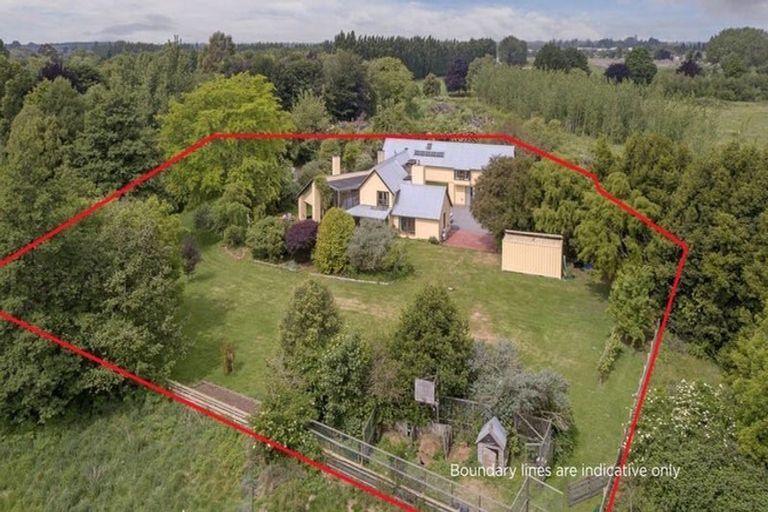 Photo of property in 104g Johns Road, Belfast, Christchurch, 8051