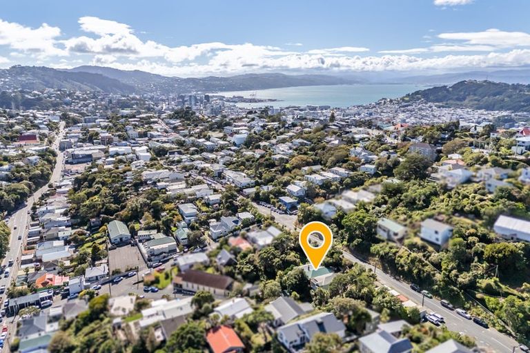 Photo of property in 3 Lincoln Street, Brooklyn, Wellington, 6021